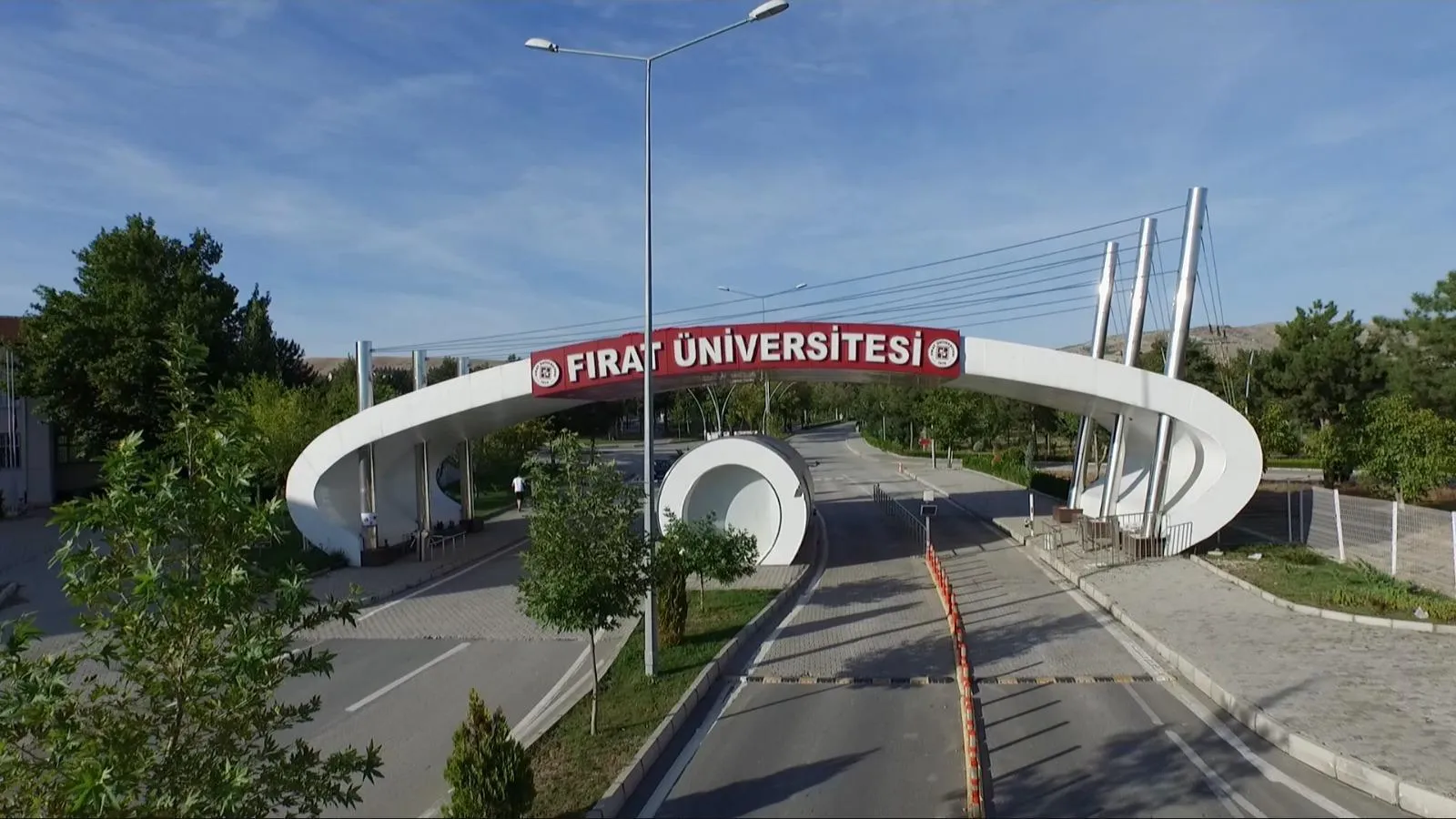 Haber: Fırat Üniversitesinde Yazılım Ve Bilişim Araştırma Enstitüsü Kuruldu