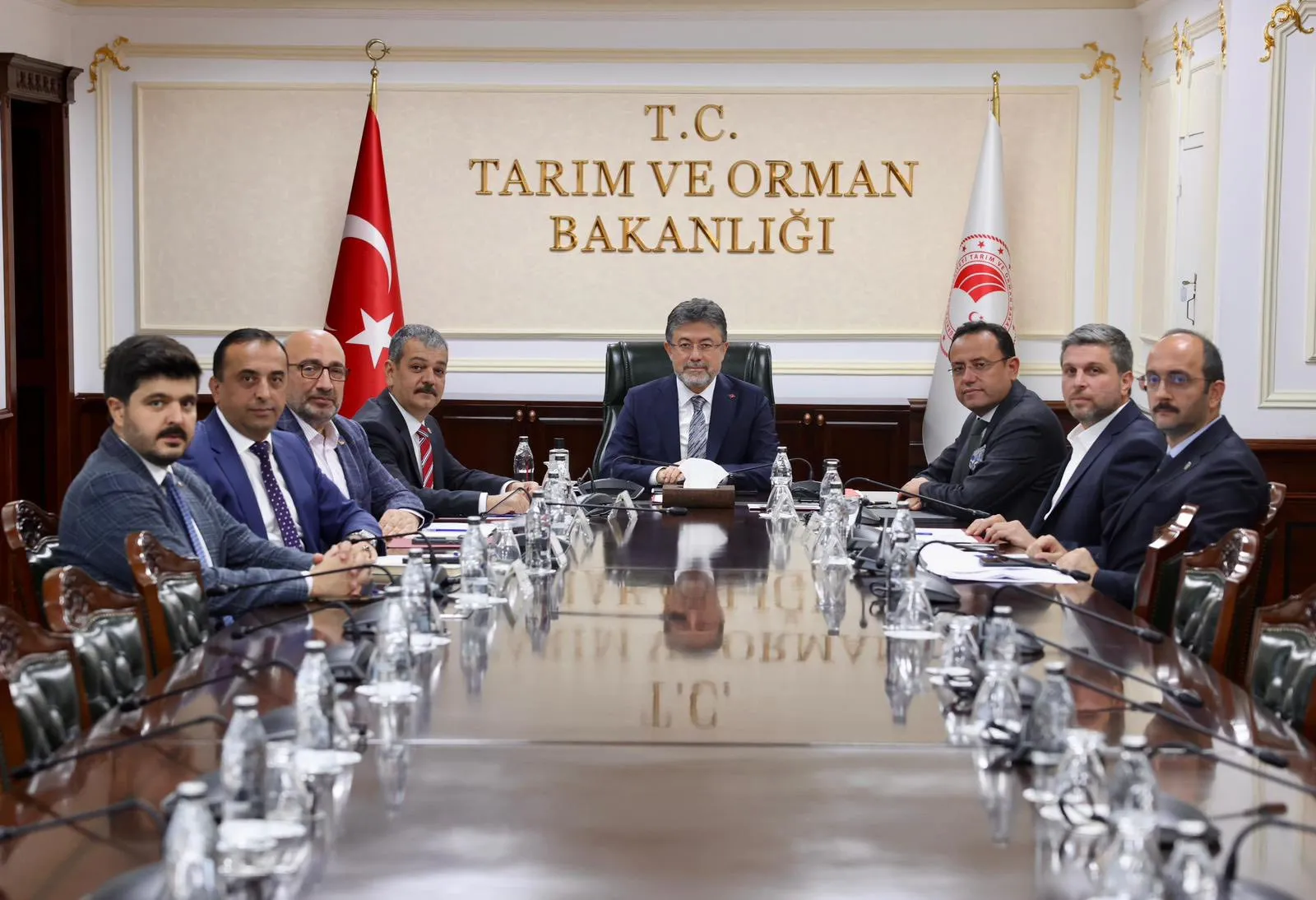 Manşet: Elazığ Milletvekilleri Tarım ve Orman Bakanı İbrahim Yumaklı ile Görüştü