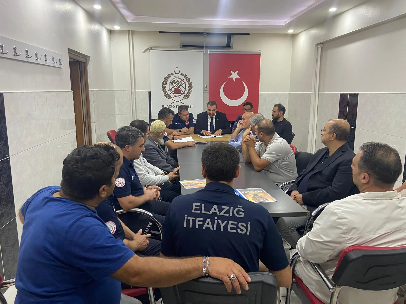 Manşet: Saadet Partisi’nden İtfaiye Müdürlüğü’ne Anlamlı Ziyaret