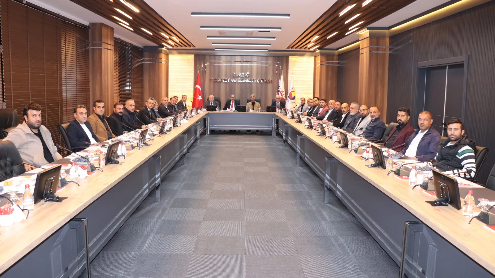 Video: Elazığ TSO Ekim Ayı Meclis Toplantısı Gerçekleştirildi